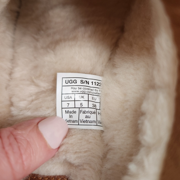 UGG Brown Suede Slippers with Red Stitching - Picture 7 of 8